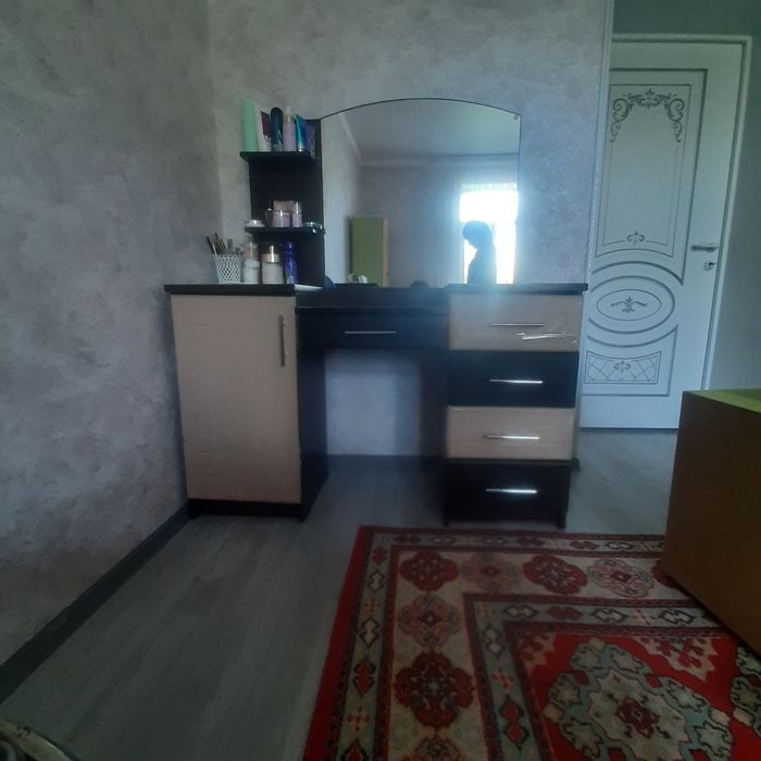 Продаётся спальный гарнитур состояние хорошее