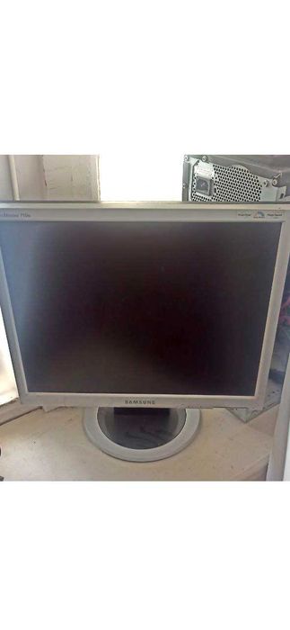 Samsung 710N монитор Рабочий (17)