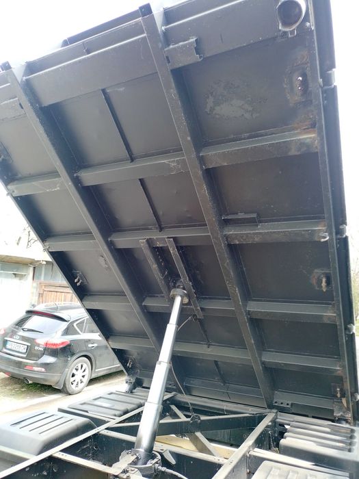 Самосвал.камион.кран.техника.бус.хидравлика