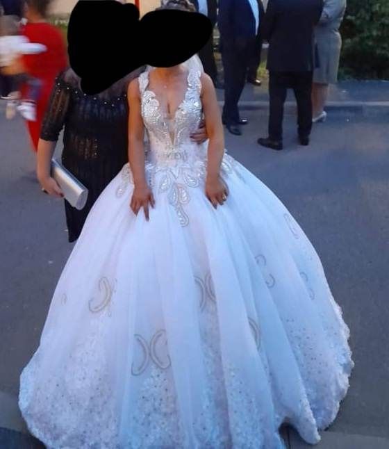 Vând rochie de mireasa stil prințesă