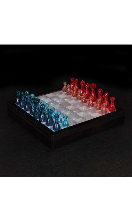 Set joc de sah iluminat LED, Piese incluse