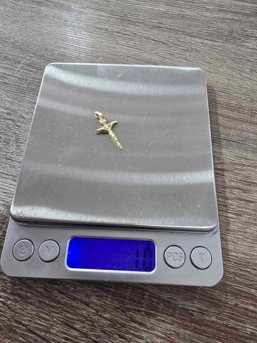 Златно кръстче 14 карата 1гр.