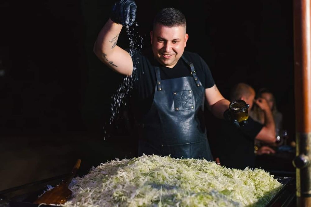 Proțap la evenimente – porc, berbecuț, vițel, pui | Catering complet + factură