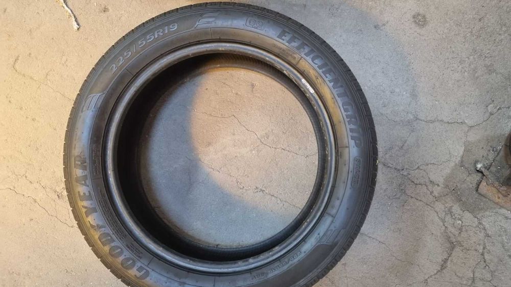 4 бр. летни гуми 225 55 19 GOODYEAR EFFICIENTGRIP SUV