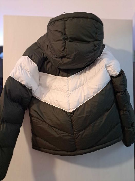 Яке 10 г Nike Replay