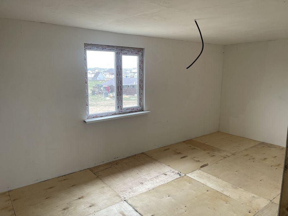 Продам не достройный дом