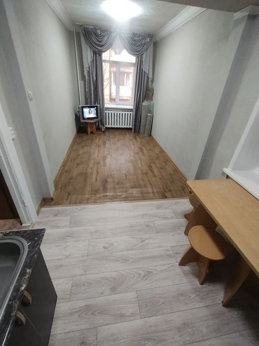 Продам квартиру в сталинке