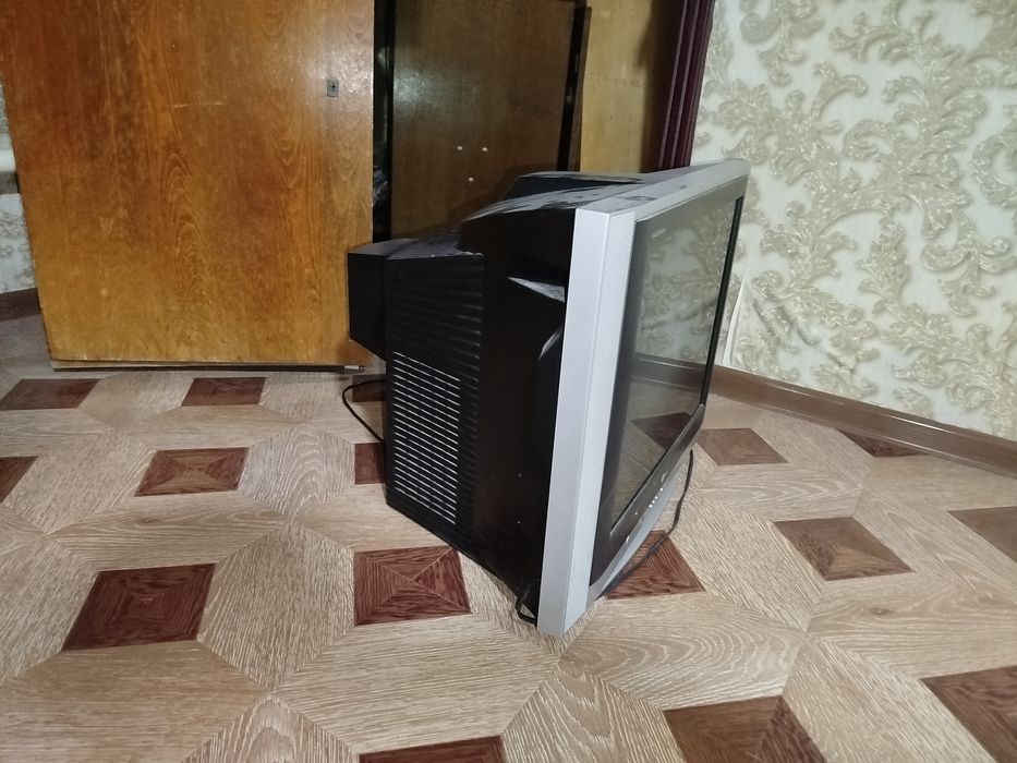 телевизор      .