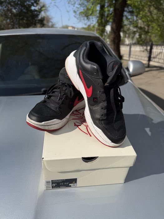 Продам оригинальные кроссовки Jordan stadium 90