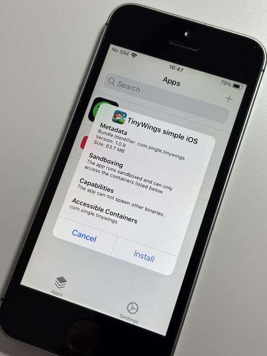 iPhone SE Space Gray