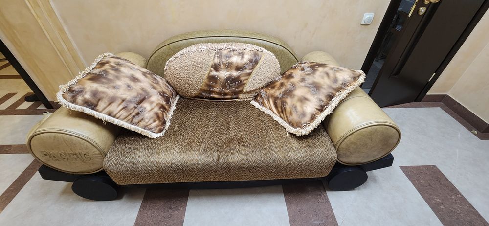 Диван в очень хорошем состоянии