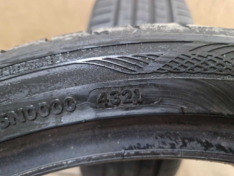 2 vredestein R18 225/40
летни гуми
DOT4321