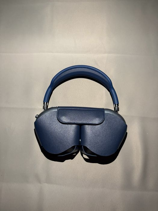 Vând airpods max