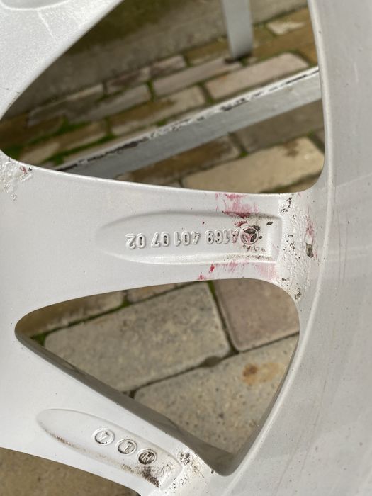 Jante cu anvelope iarna 205-55-17