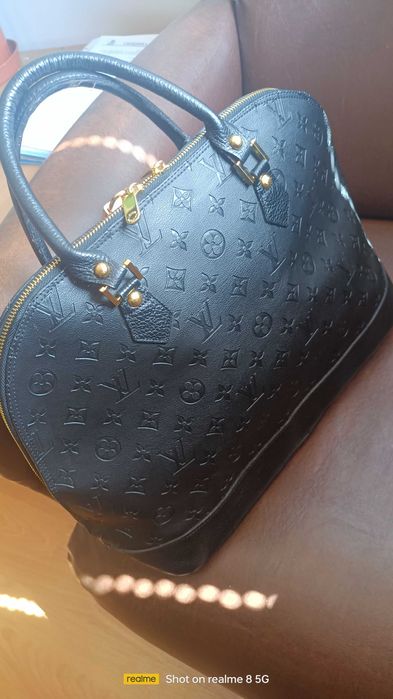 Дамска чанта Louis Vuitton за 60 лв.