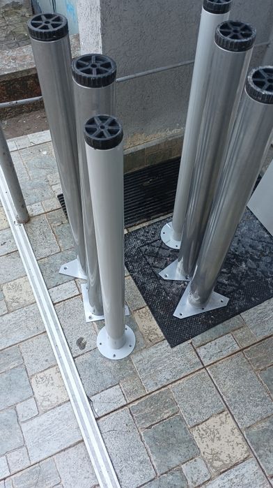 Офис бюра работни бюра плотове и крака