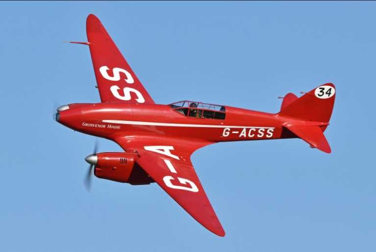 модель самолёта D.H.88 Comet 1/72 NOVO пр. Англия СССР