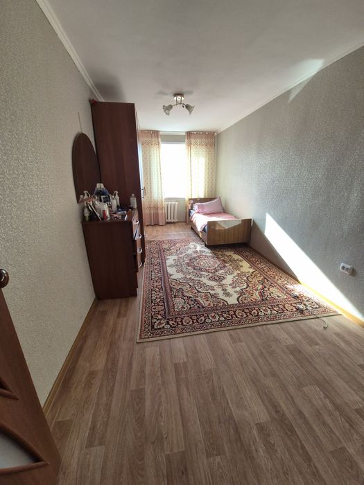 Екі бөлме үи сатылады