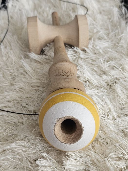 Kendama Set up Lotus Element