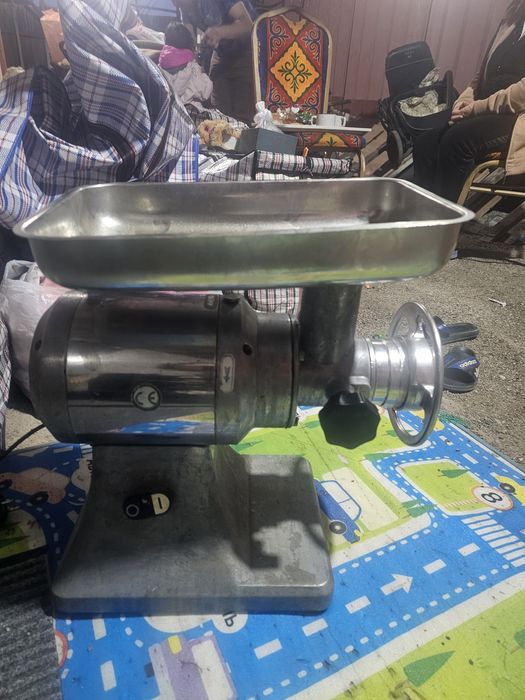 Продам мясорубка