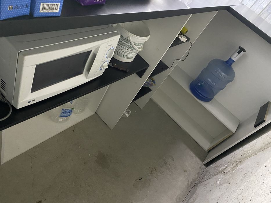 Барная стойка для кофейни и кафе