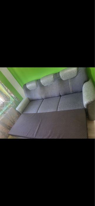 Mobila de vanzare