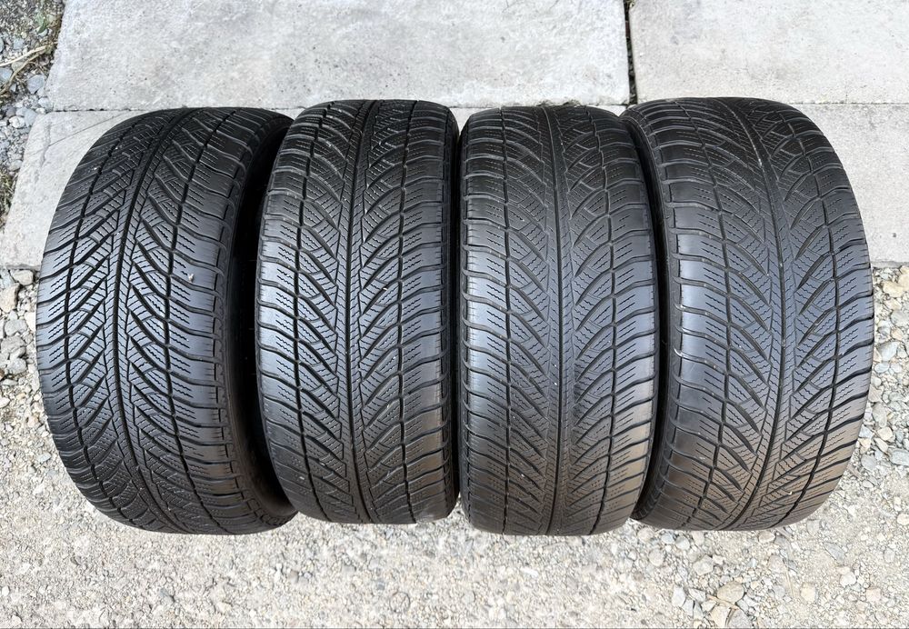 Anvelope iarna 245.45.18’ Goodyear