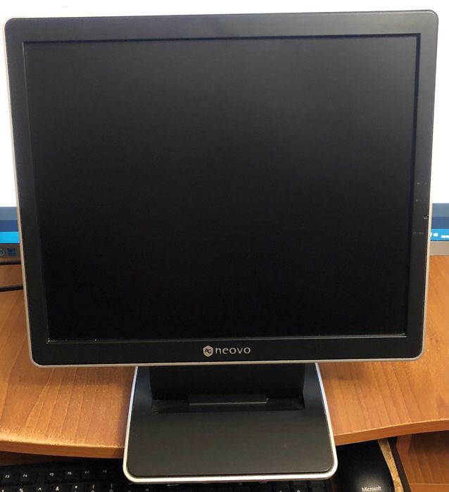 Monitor LCD Neovo K-B17