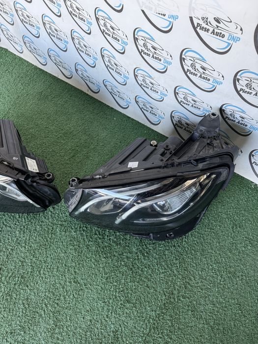 Far stanga dreapta Mercedes E class W213 Performance