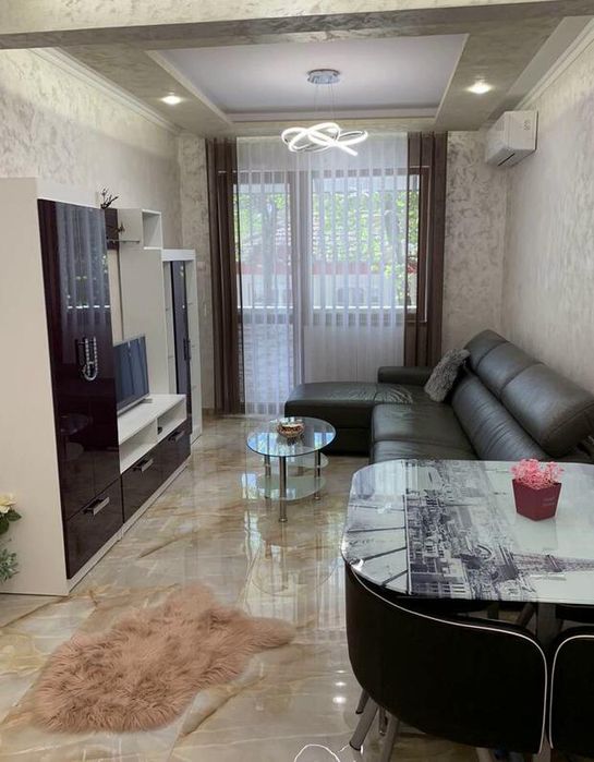 Дава се под наем Двустаен апартамент в Пловдив, Съдийски - 65 кв.м за 550 € - Снимка #2