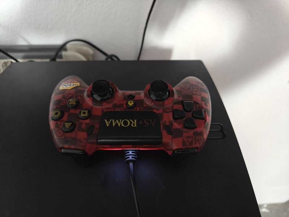 Ps3 cu joc și manetă