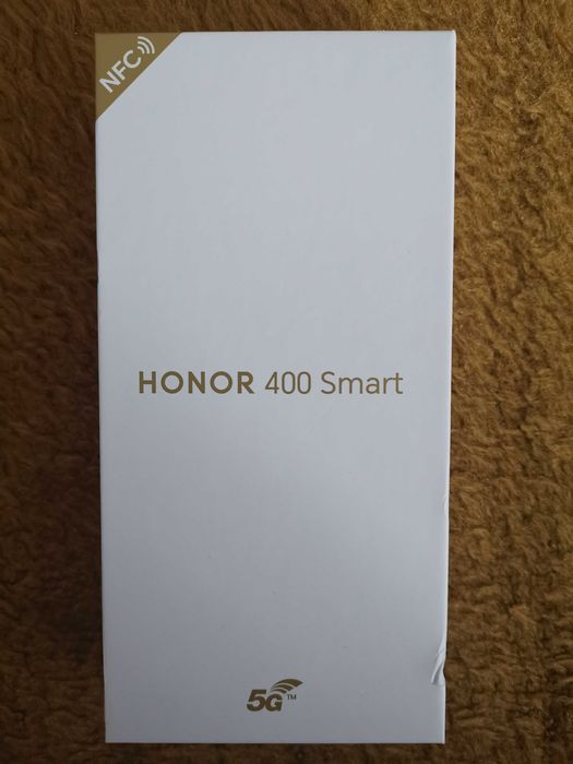 Телефон HONOR 400 SMART плюс протектор