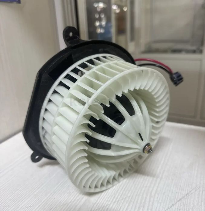 Вентилятор печки mercedes  W211