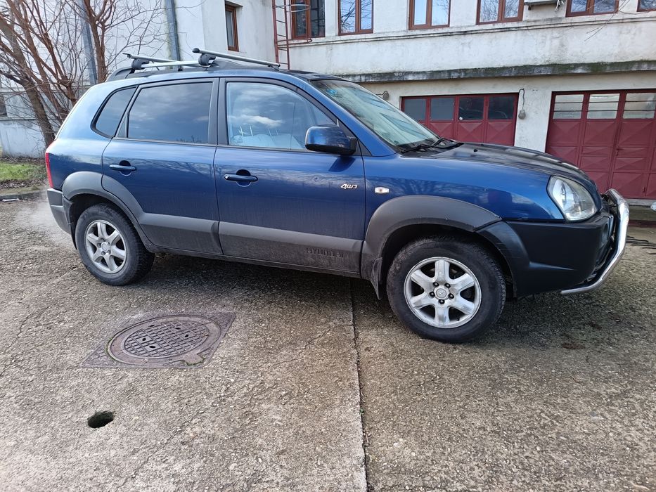 Hyundai Tucson - GPL - 4x4 - Schimb cu:Cisterna agricola, Bazin