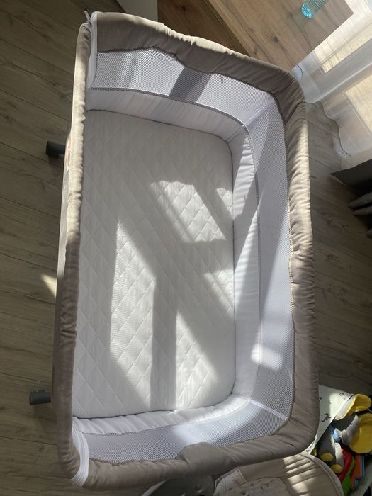 Кошара Cangaroo always together.