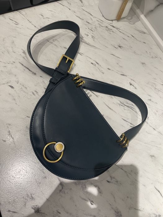 Продам сумку Carles&Keith