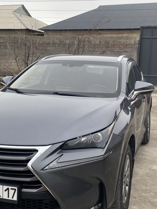 Lexus NX 200  полный привод