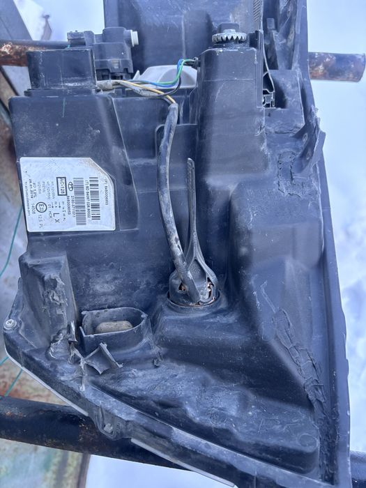 Лада Веста Фара левая