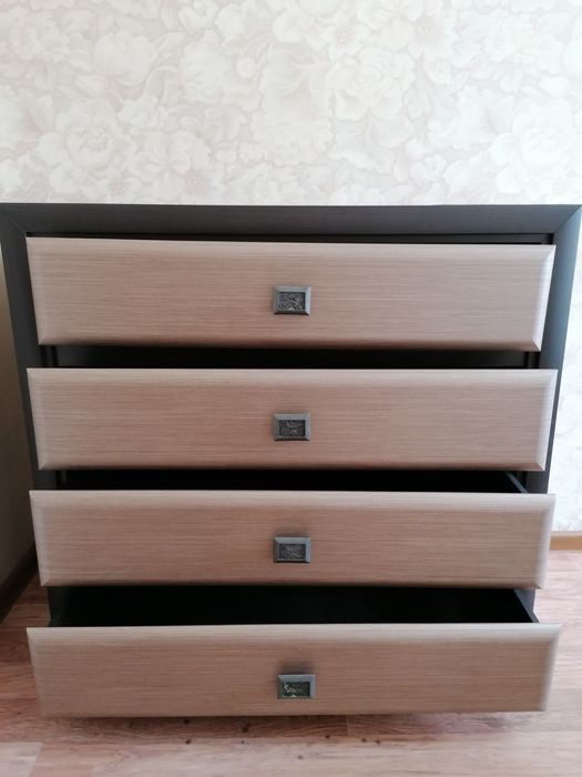 Продам Комод в хорошем состоянии