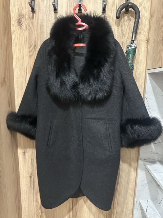 Пальто с мехом