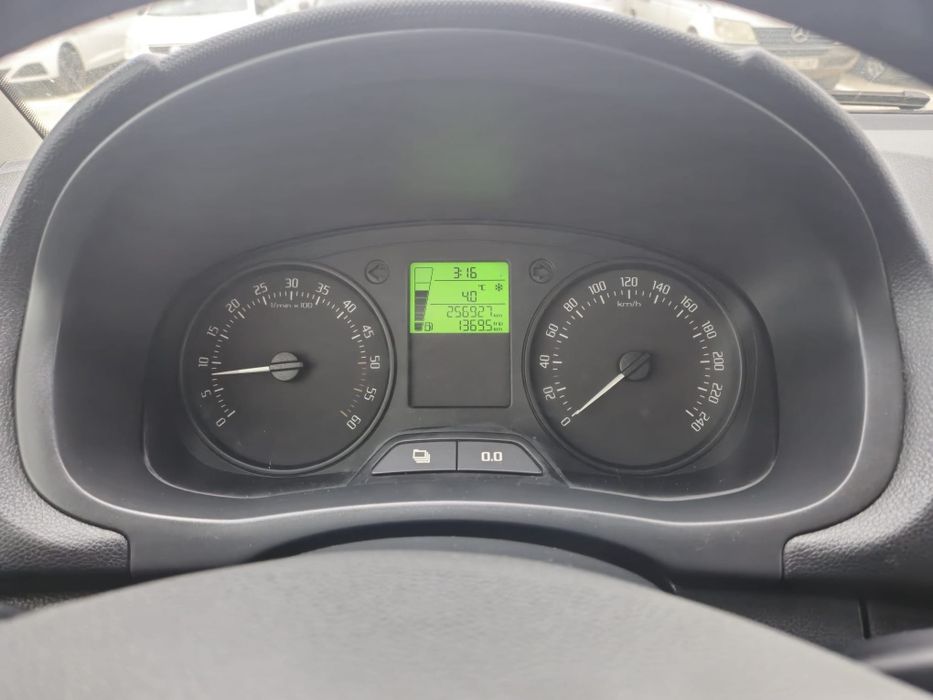 Skoda Fabia Hatchback 2011 Euro 5 / 1.6 Diesel stare foarte buna