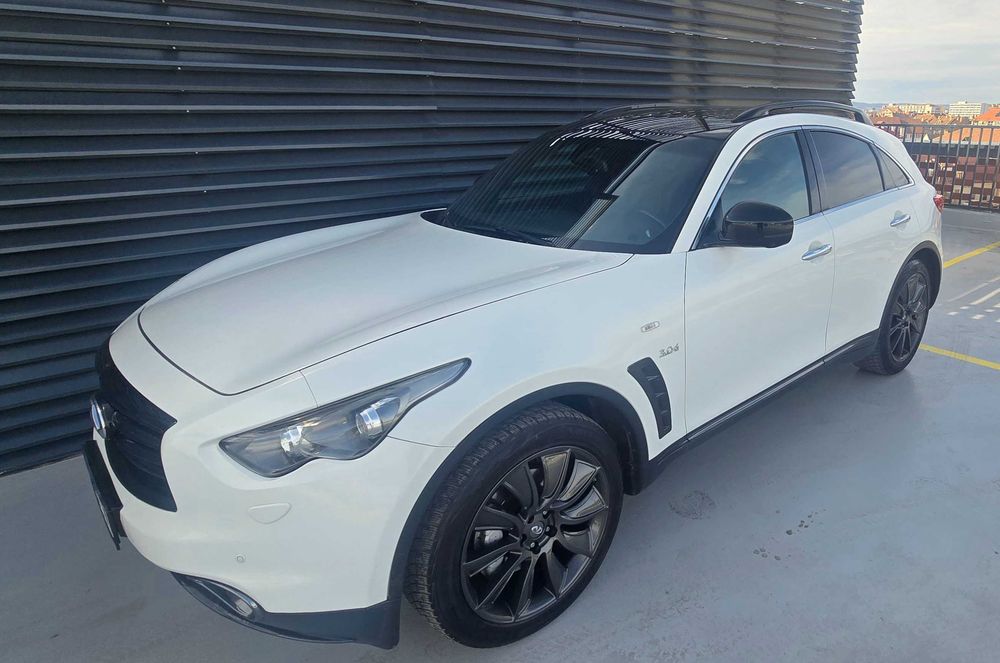 Infiniti QX70 2016