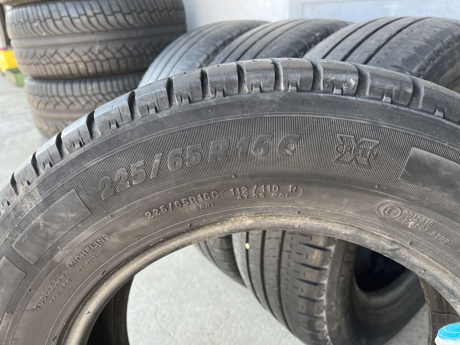 4 бр. гуми за бус 225/65/16C Michelin 4,5-5,5 mm DOT 1515