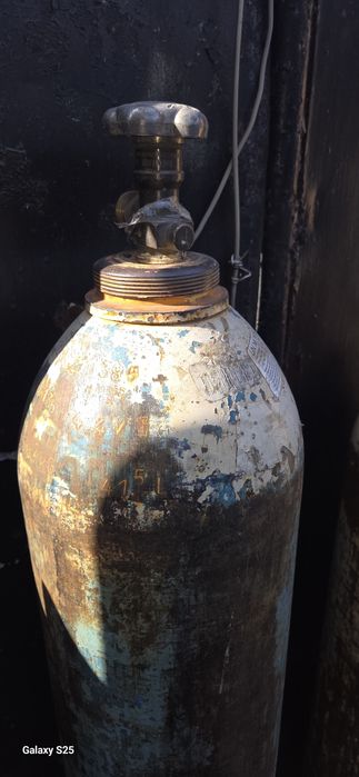 Кислородни бутилки