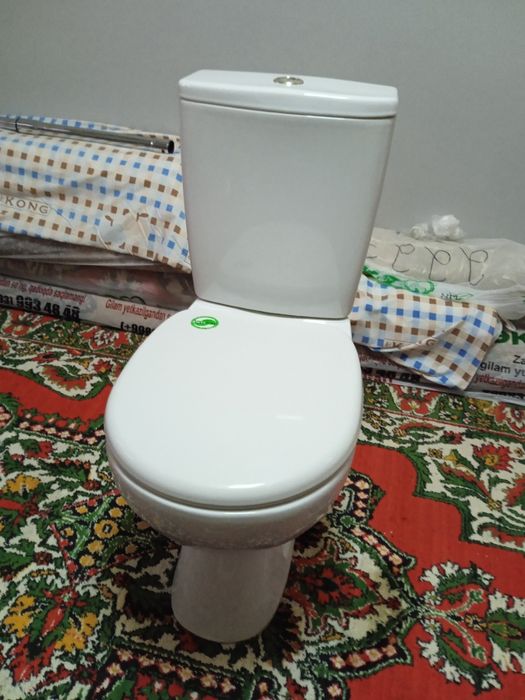 Продаётся унитаз