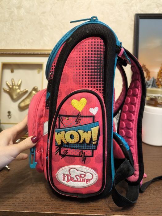 Продам ранец DeLune для девочки в хорошем состоянии