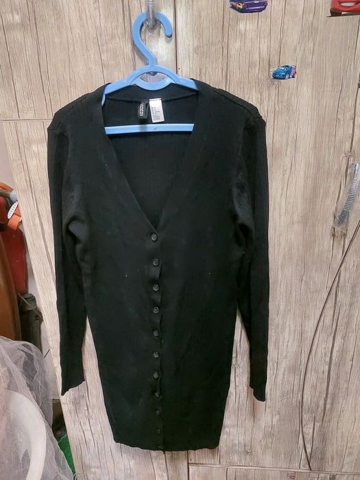 Кардиган с пугвицами отлично смотрится