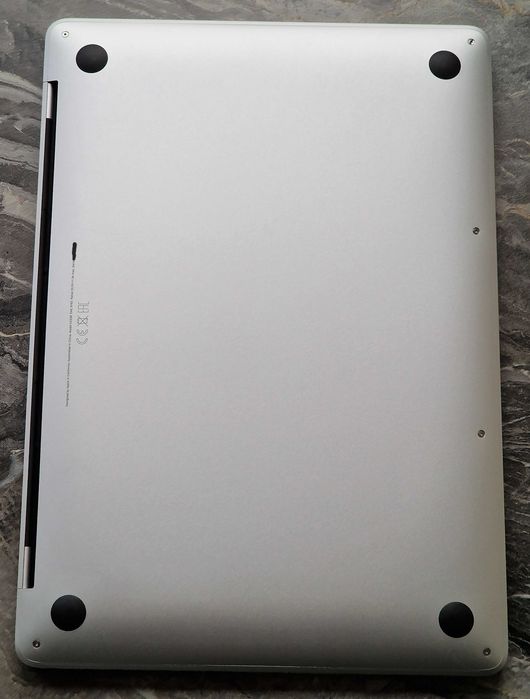 Apple Macbook Pro 13 M1 16gb ram 256 storage laptop nou