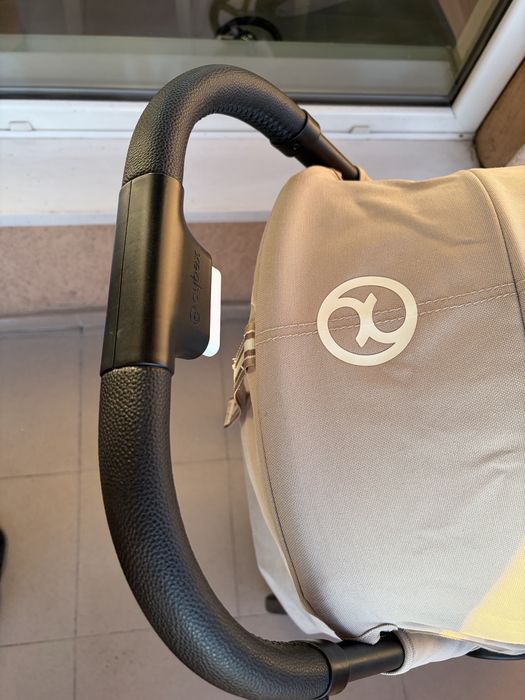 Детска количка Cybex Beezy