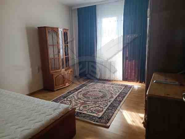 Продава се Тристаен апартамент в Бургас, Славейков - 90 кв.м за 1355 €/кв.м - Снимка #1